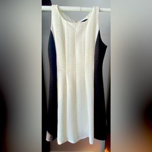 Elegant RN, studio, black-and-white dress size 16